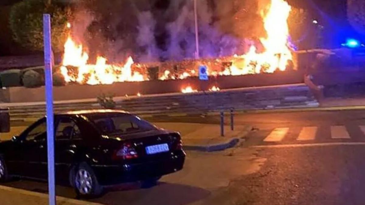 spania--un-roman-piroman-ar-putea-ajunge-in-inchisoare--barbatul-a-incendiat-o-statie-de-autobuz