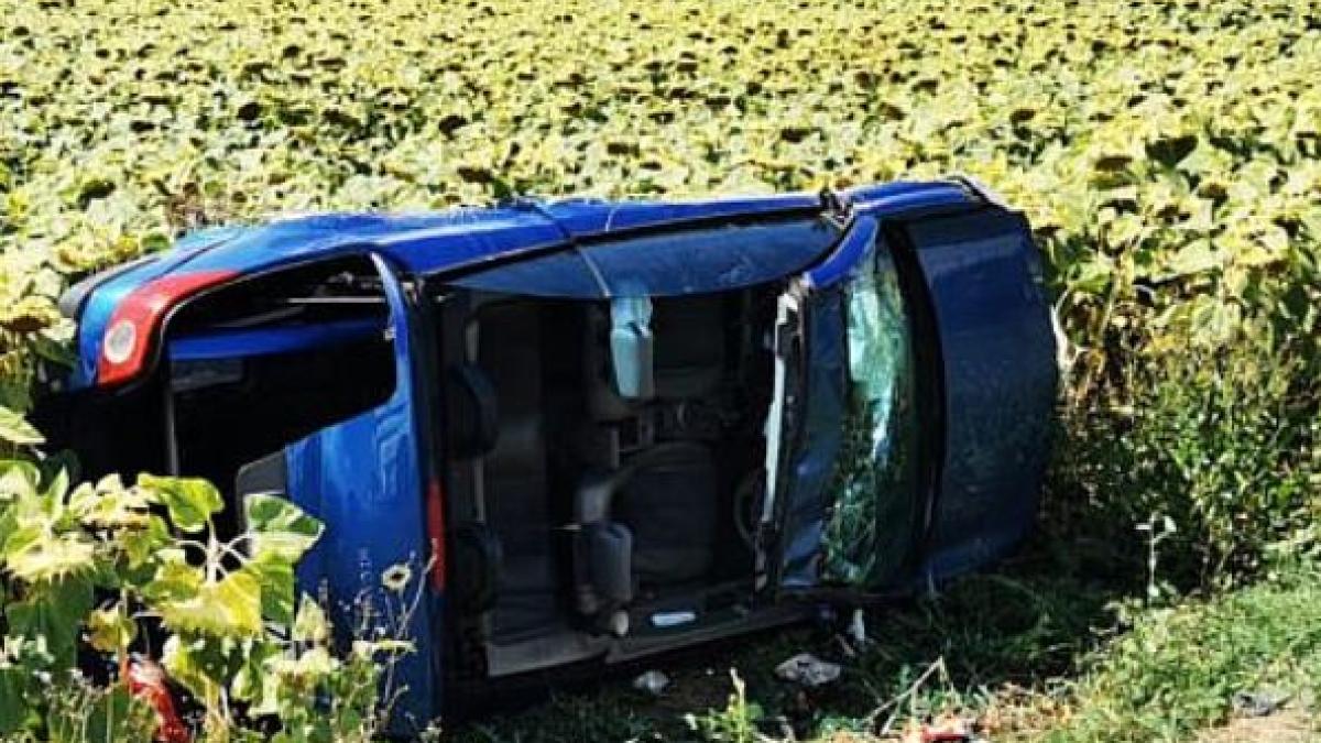 cinci-romani-raniti--din-care-trei-minori--intr-unprc-c2prc-a0accident-rutier-grav--sursa-svnews-ro