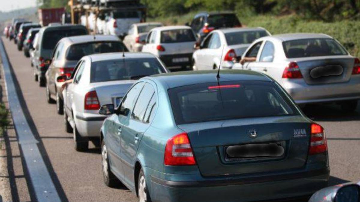 coloane-uriase-de-masini-si-nervi-intinsi-la-maxim-intre-ploiesti-si-brasov