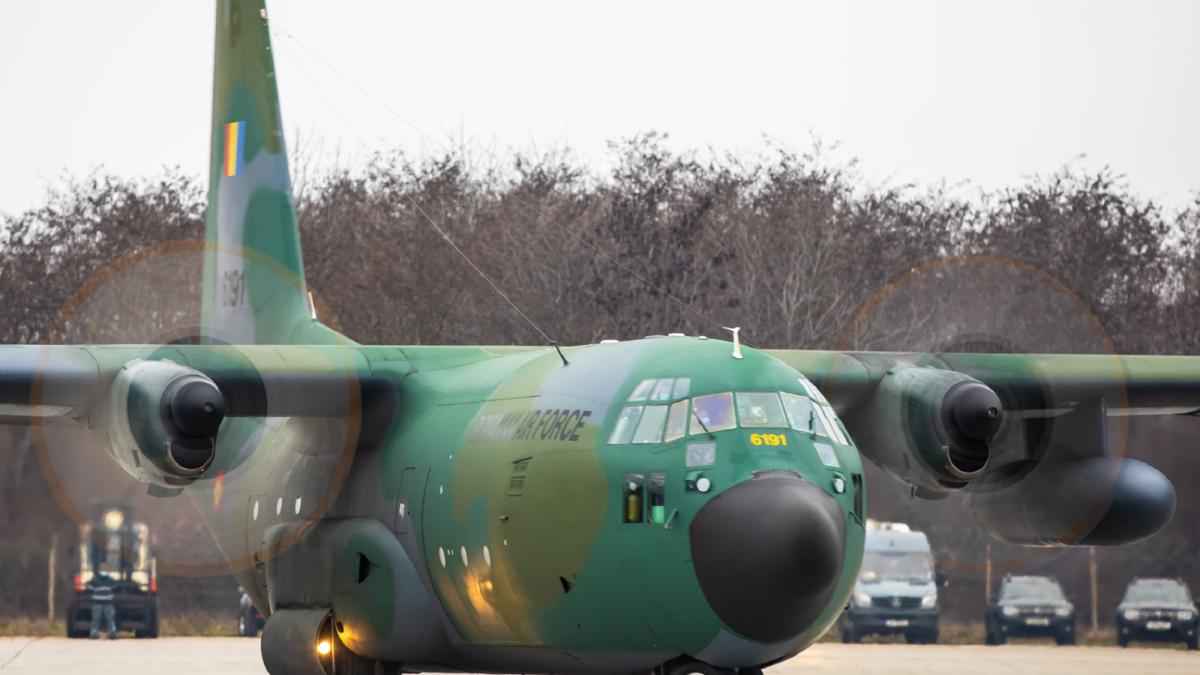 avionul-trimis-de-fortele-aeriene-romane-a-evacuat-un-singur-conational-din-kabul--ceilalti-nu-au-putut-ajunge-pe-aeroport