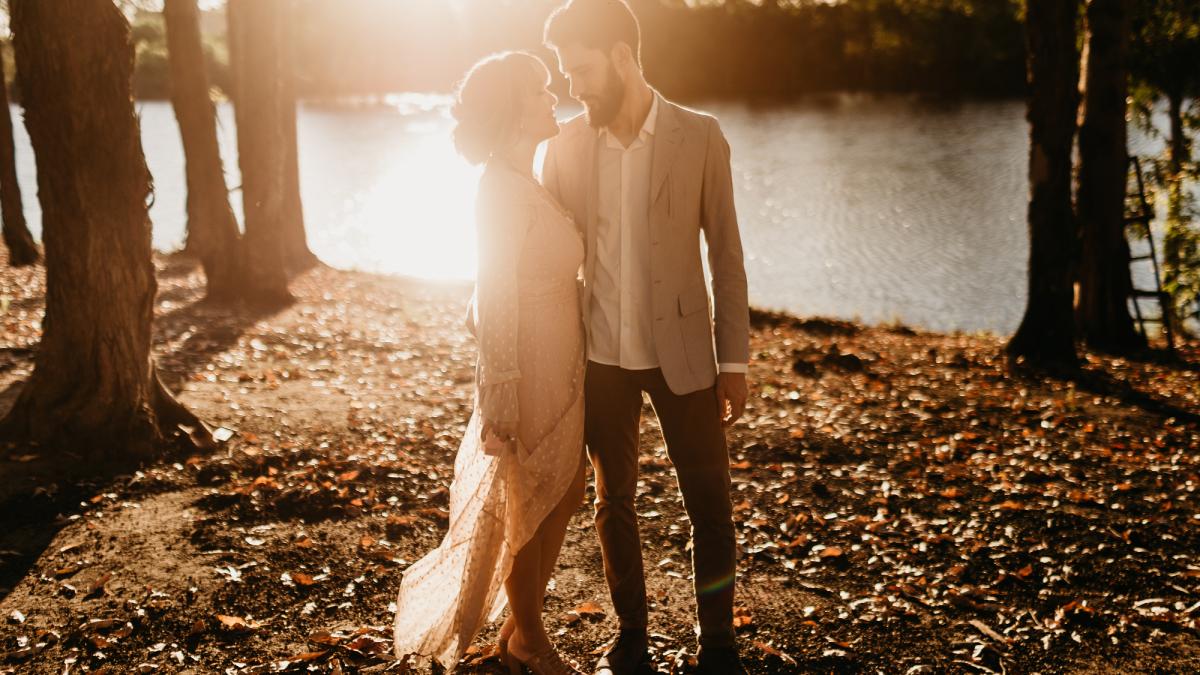 horoscop-trei-zodii-care-isi-vor-intalni-dragostea-in-toamna-anului-2021-venus-le-aduce-o-iubire-ca-in-basme