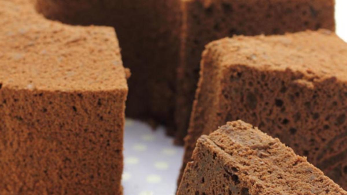 tortul-ingerilor-cu-ciocolata--un-desert-pur-si-simplu-divin