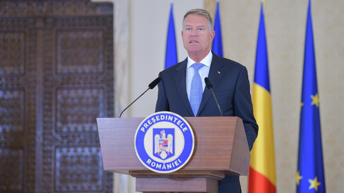 klaus-iohannis-a-primit-cererea-de-revocare-a-ministrului-justitiei-si-o-analizeaza