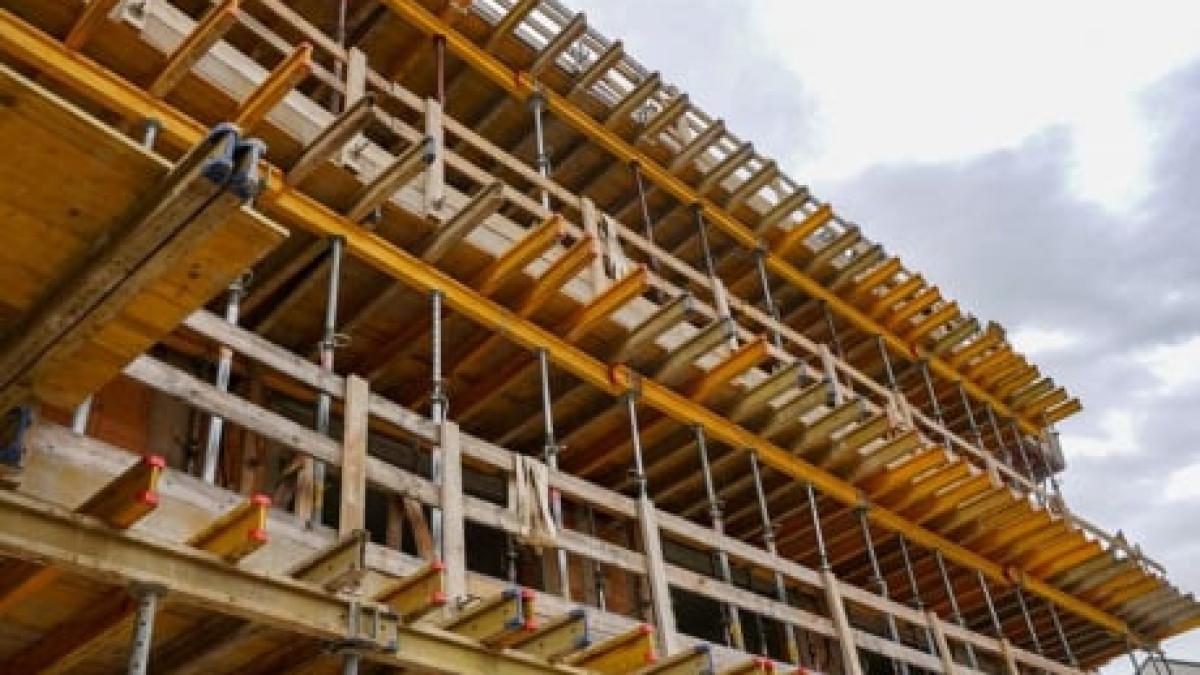 marea-britanie--criza-de-muncitori-si-soferi-de-camion-a-aruncat-in-aer-preturile-dupa-brexit