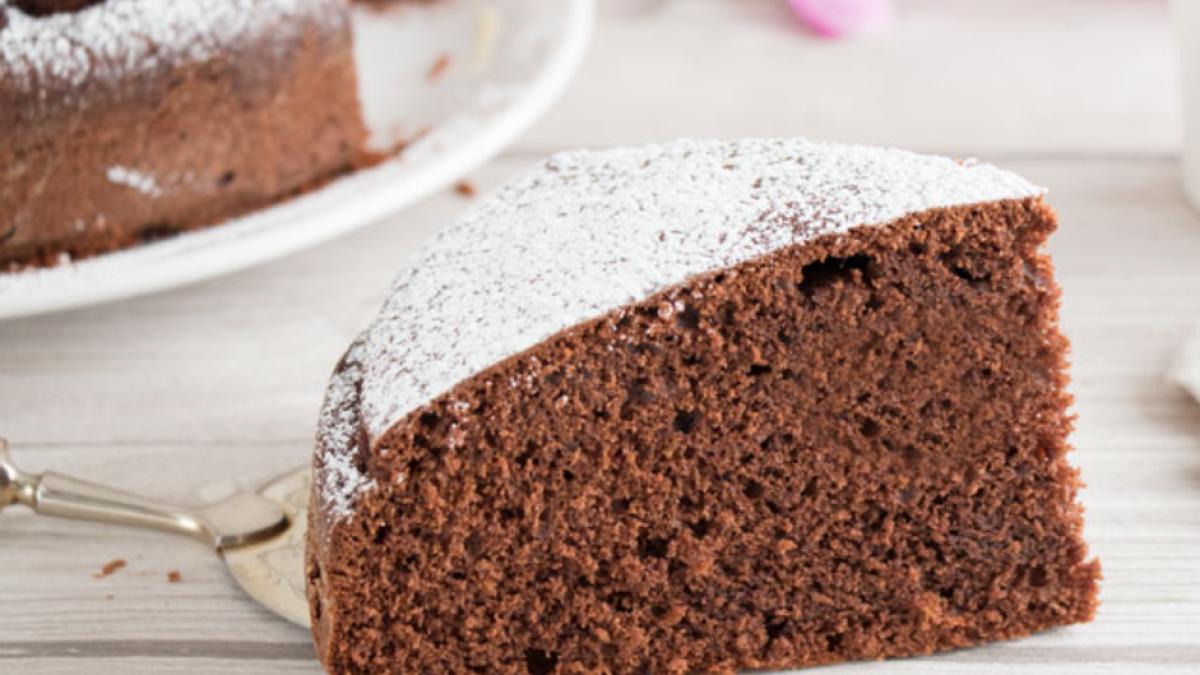 tort-de-ciocolata-cu-iaurt--un-desert-pufos-si-gustos