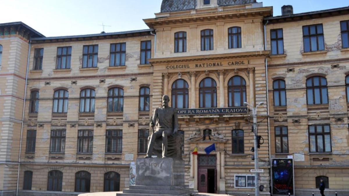 focar-de-covid-19-la-opera-din-craiova--peste-20-de-bolnavi-confirmati--dintre-care-unul-la-ati