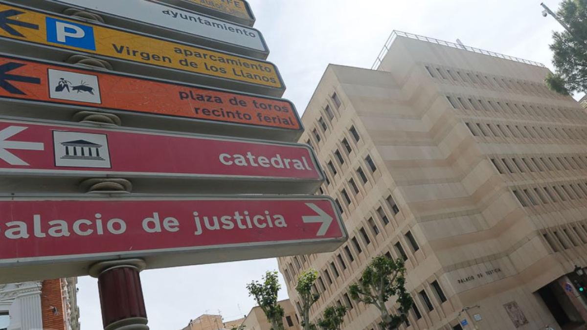 spania--sase-muncitorii-romani--traficati-si-exploatati-de-doi-conationali--oamenii-traiau-in-conditii-insalubre-si-munceau-fara-a-fi-platiti