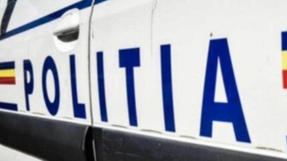 cinci-romani--raniti-intr-un-accident-rutier-prc-c2prc-a0mai-multe-autospeciale-au-intervenit