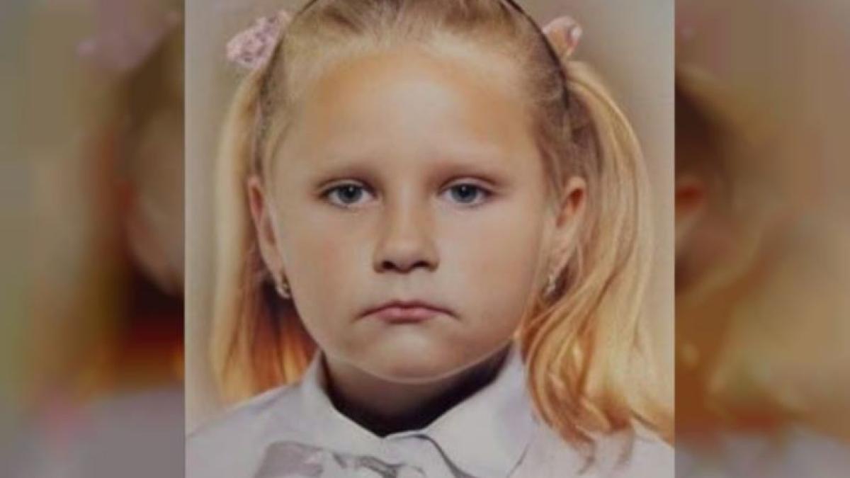 o-fetita-de-9-ani-a-fost-gasita-moarta--ingropata-in-subsolul-unui-bloc--victoria-fusese-data-disparuta-de-3-luniprc-c2prc-a0prc-c2prc-a0