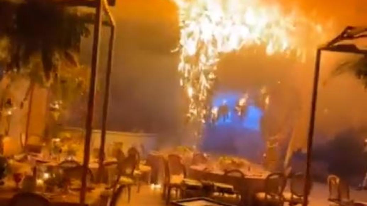 zeci-de-nuntasi--la-un-pas-de-moarte--artificiile-de-interior-au-provocat-un-incendiu-urias-in-timpul-dansului-mirilor