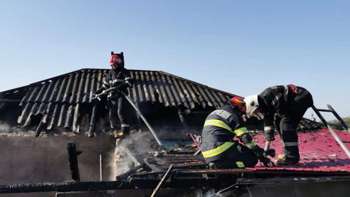 incendiu-casa-botosani-copii