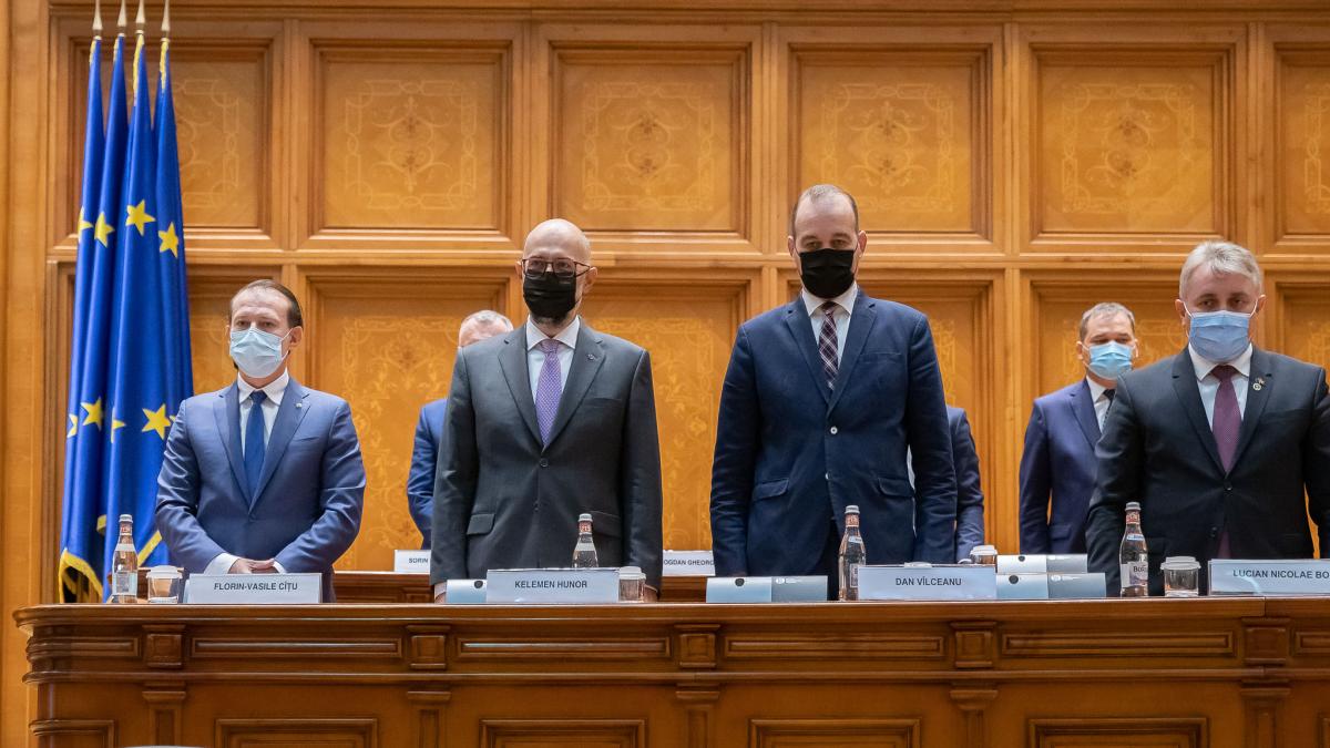 presa-internationala--dupa-adoptarea-motiunii-de-cenzura-romania--guvern-rasturnat-in-plina-criza-sanitara