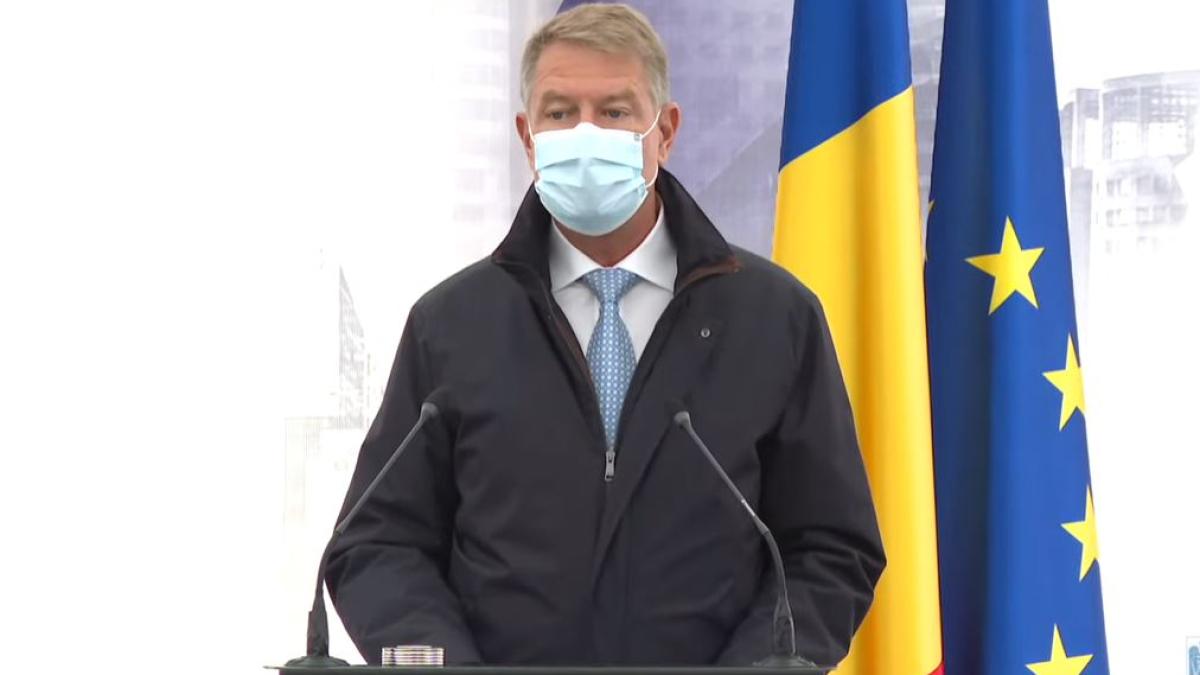iohannis--in-vizita-la-centrala-de-la-cernavoda