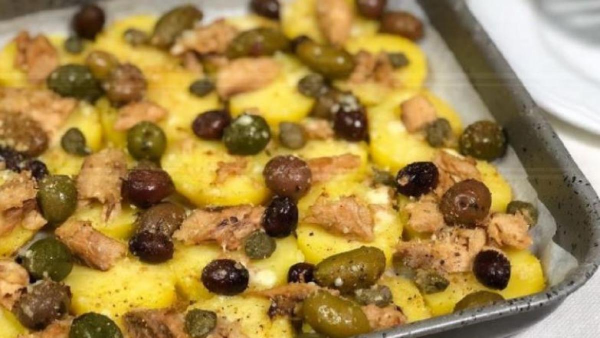 cartofi-la-cuptor--in-stil-sicilian--o-mancare-rapida--cu-doar-190-de-calorii