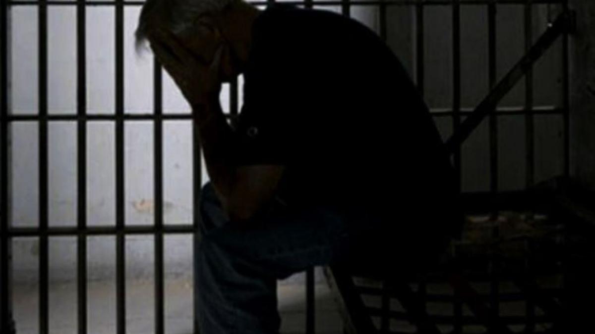 doi-fratiori-au-fost-batuti-cu-biciul-de-tatal-lor--in-vaslui--cei-mici-erau-torturati-si-infometati