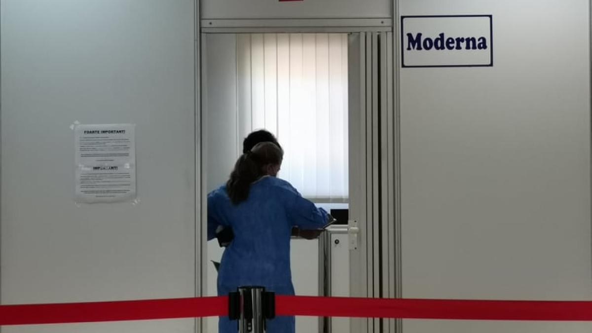 vaccinare_bun_galerie_centru_vaccin_moderna