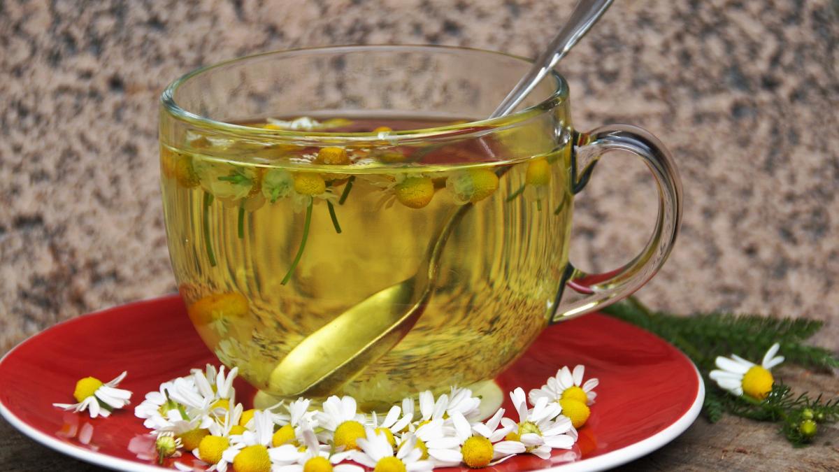 adauga-bicarbonat-de-sodiu-in-ceai-efectul-minune-pe-care-il-au-cele-doua-ingrediente-banale-este-neasteptat