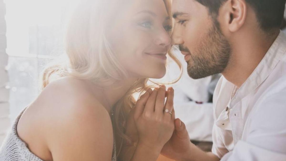 horoscopul-dragostei-pentru-luna-noiembrie-2021--bat-clopote-de-nunta-pentru-unii-nativi--momente-de-cumpana-pentru-altii