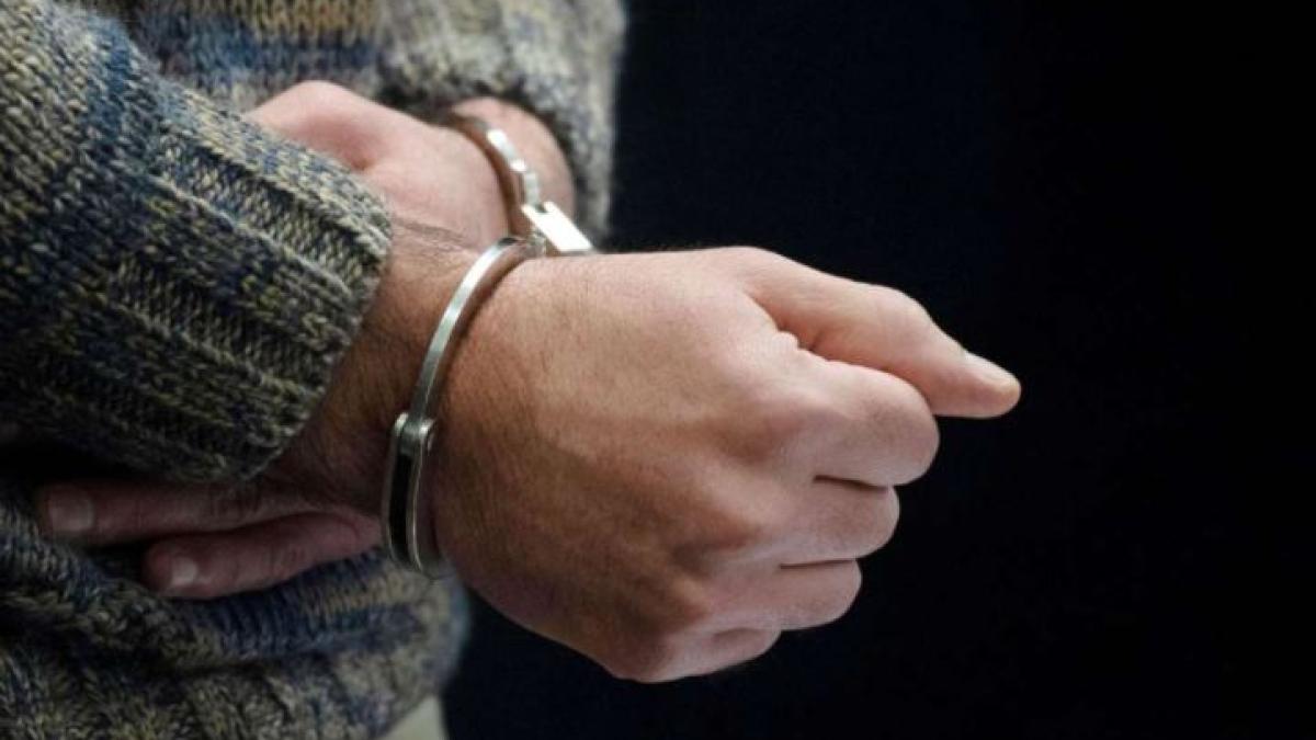 germania--masina--cu-pasageri-romani--oprita-de-politisti--un-barbat--dat-joi-si-dus-imediat-la-inchisoare