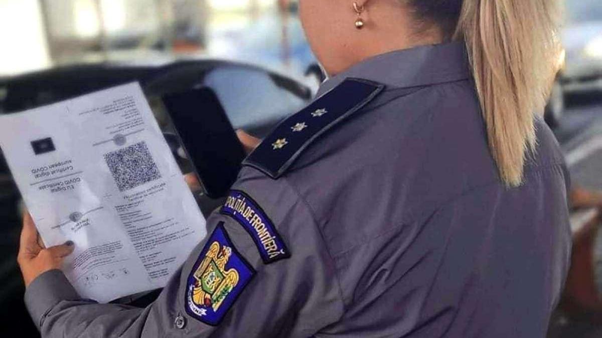 persoane-care-incercau-sa-intre-ilegal-in-romania-cu-teste-covid-19-false--depistate-la-frontiera