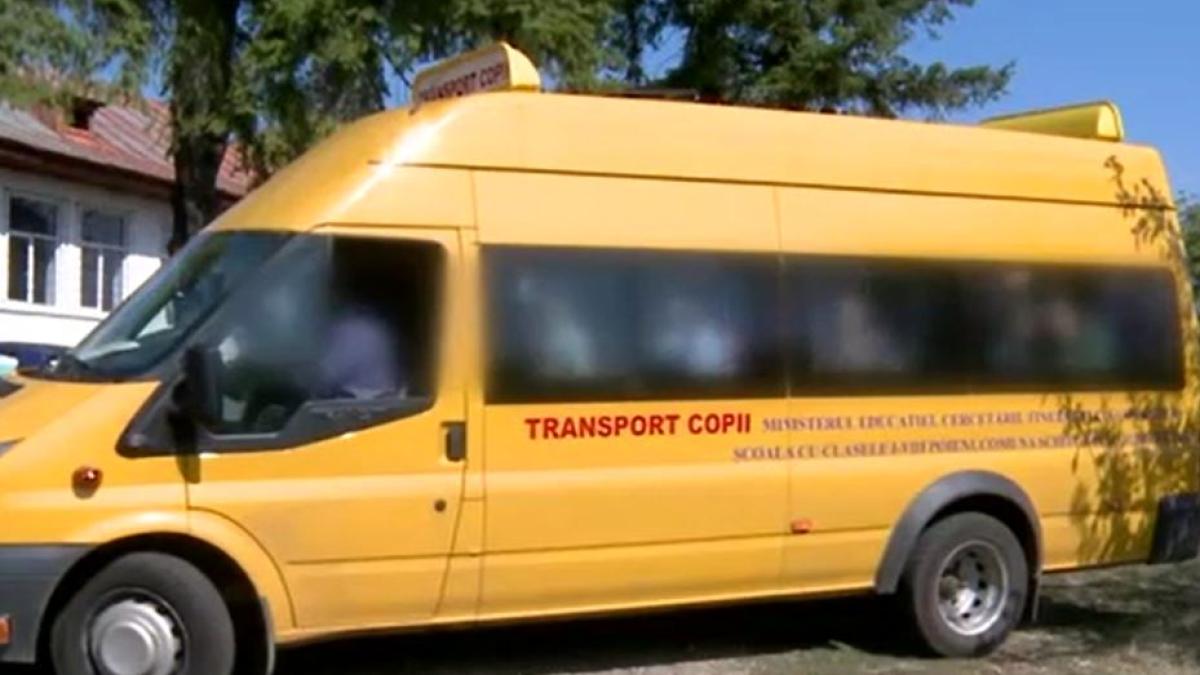 zeci-de-elevi-romani--pasageri-intr-un-autobuz-scolar--in-pericol--soferul--care-a-urcat-baut-la-volan--avea-o-alcoolemie-de-1-la-mie