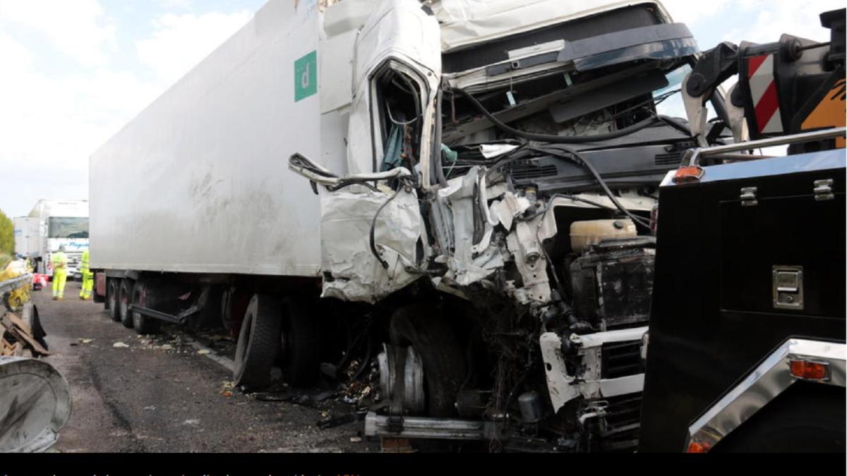 spania--un-sofer-roman-de-tir-a-ucis-un-coleg-conational-care-incerca-sa-si-repare-camionul--doua-persoane-moarte-pe-a2