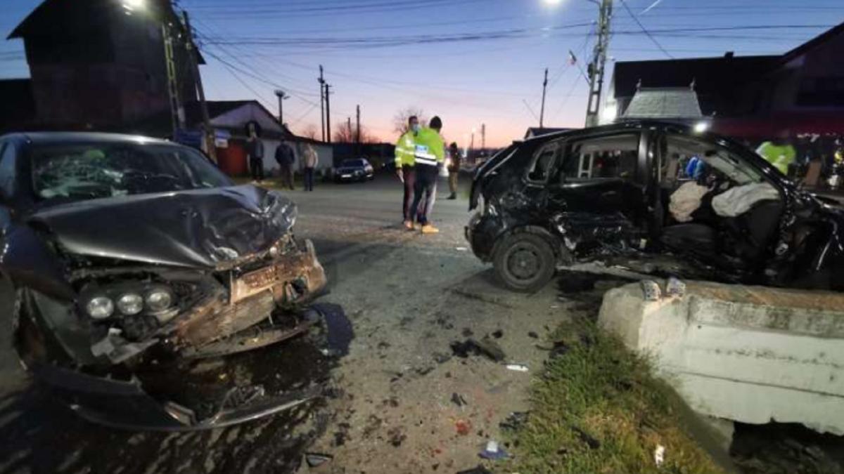 un-mort-si-cinci-raniti--in-urma-unui-accident-in-iasi