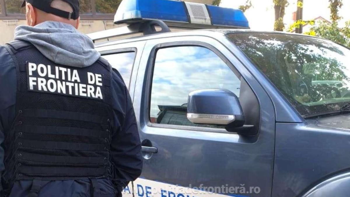 perchezitii-domiciliare-la-32-de-romani--banuiti-de-contrabanda--infractorii-foloseau-drone-pentru-a-nu-fi-prinsi-de-politisti