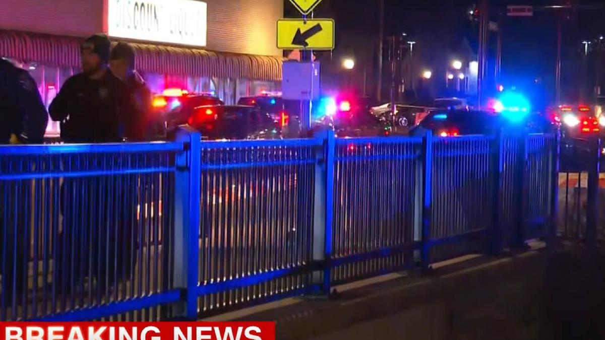 morti-si-raniti-dupa-ce-un-vehicul-a-lovit-multimea-la-o-parada-in-wisconsin