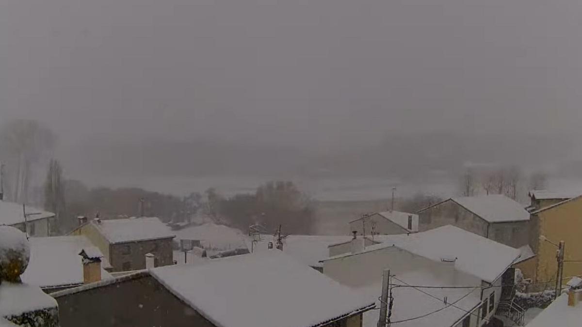 ninsori-si-frig-intens-in-spania--dana-aduce-furtuni-de-zapada-si-ploi-toata-saptamana