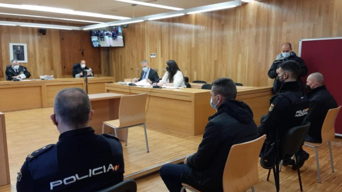 roman-spania-acuzat-iubita