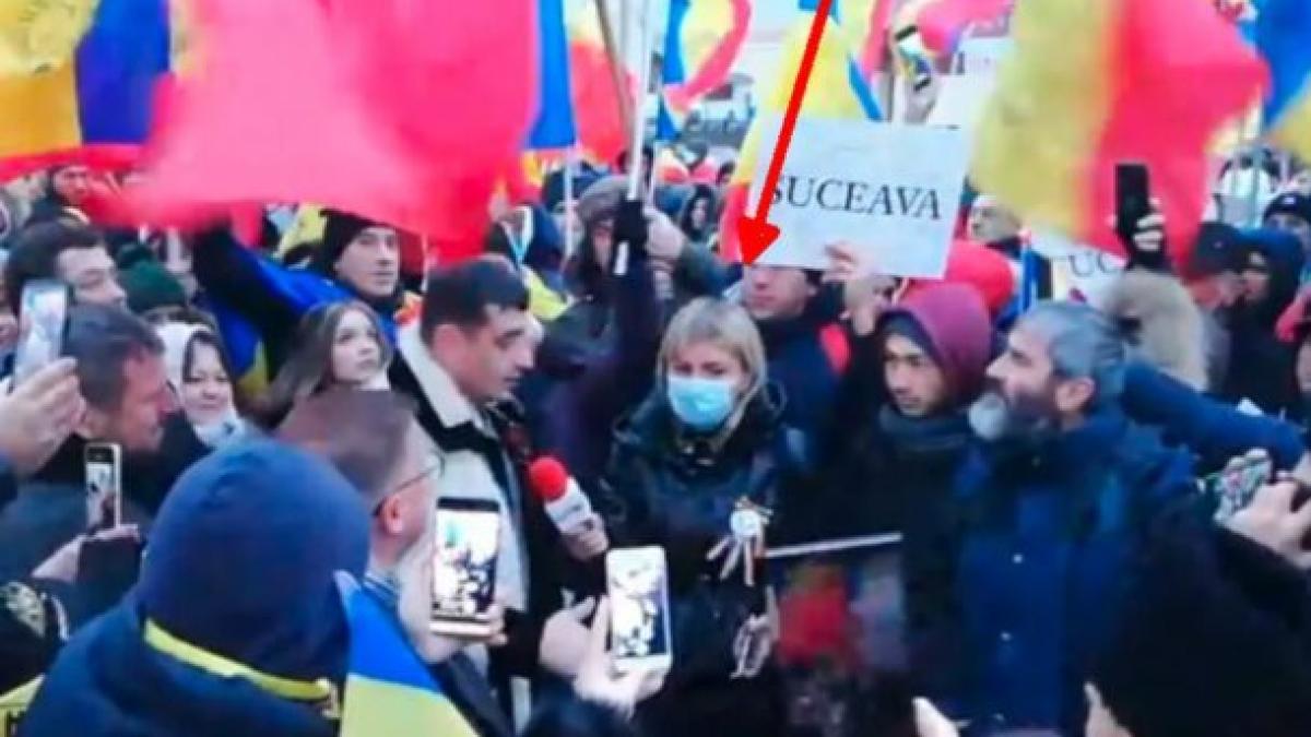 protest-aur-iulia-blondea