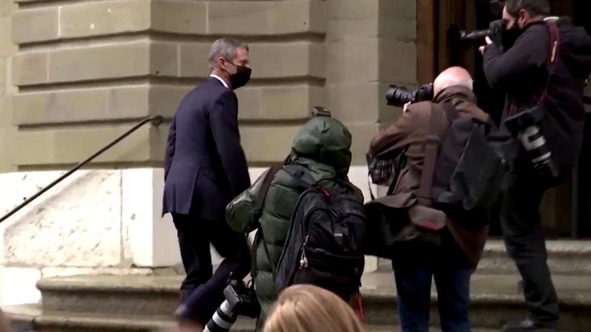 miliardarul-beny-steinmetz--condamnat-in-romania-la-inchisoare-cu-executare--retinut-pe-aeroportul-din-atena