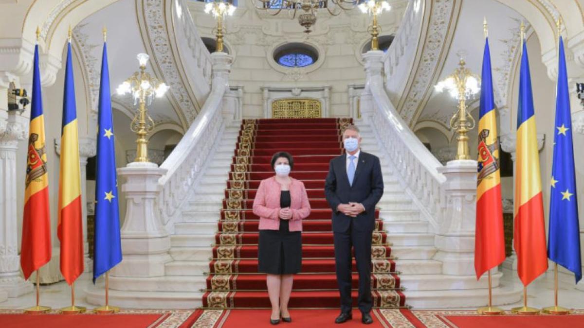 iohannis--la-intrevederea-cu-primul-ministru-de-peste-prut---romania-sprijina-republica-moldova-in-procesul-de-modernizare