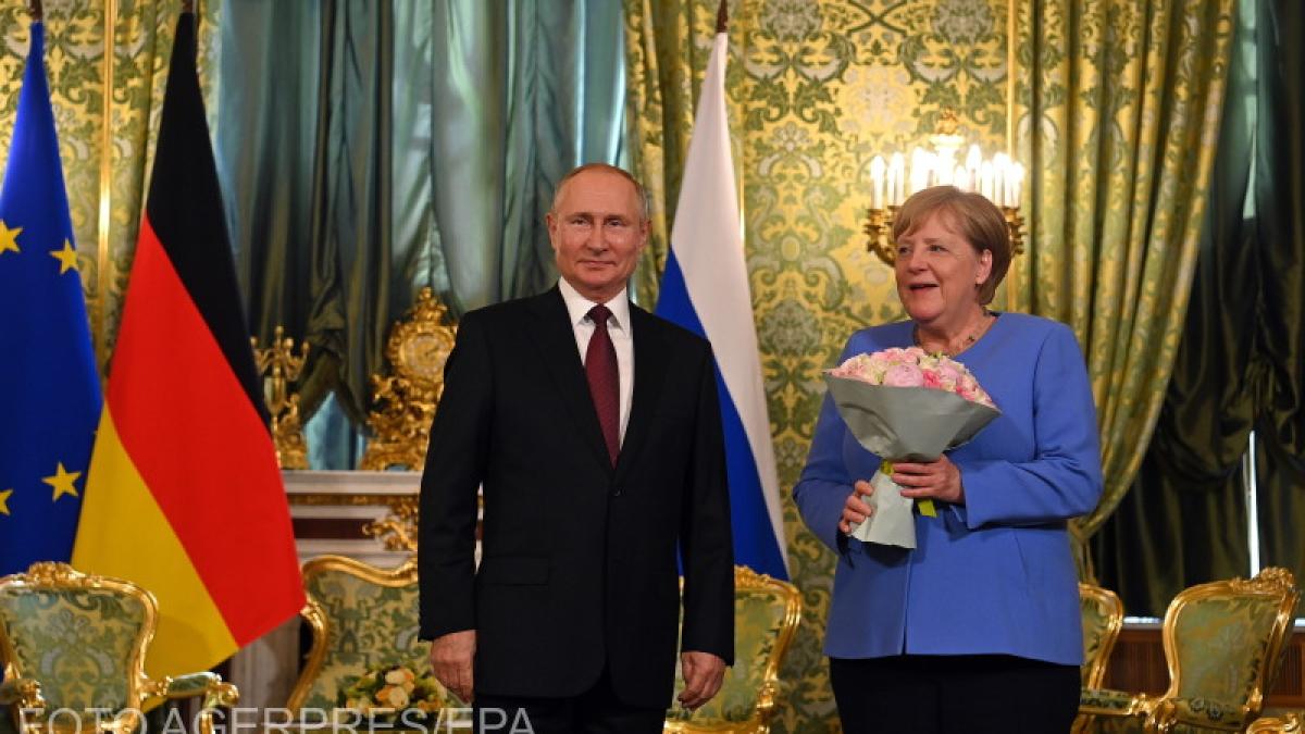 putin-a-tutuit-o-pe-angela-merkel-sprc-ccprc-a6i-i-a-trimis-un-mesaj-de-adio