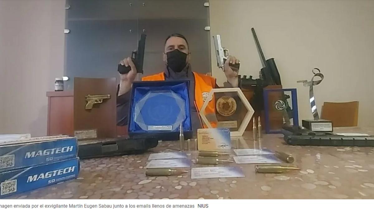 spania--un-roman-si-a-impuscat-trei-colegi-dupa-i-a-amenintat-pe-mail-cu-pistoale-si-sabii-politia-banuieste-ca-eugen-planuieste-un-masacru---foto-2