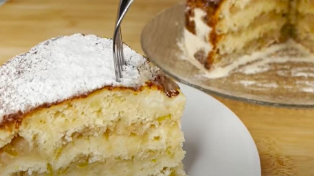 prajitura-cu-mere--foarte-simpla-si-rapida--ai-nevoie-de-trei-pahare-si-deliciul-culinar-e-gata