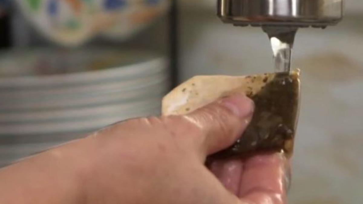 ai-buzele-crapate-in-timpul-iernii--un-plic-de-ceai-verde-te-scapa-de-aceasta-problema