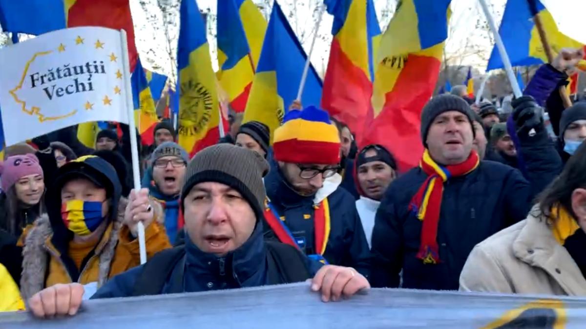 protest-parlament-21-decembrie-certificat-verde