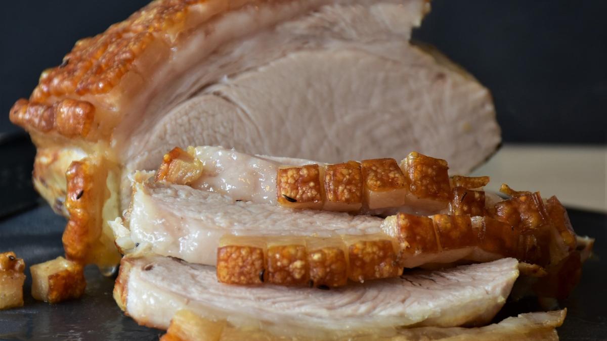 cum-se-gateste-corect-friptura-de-porc-pentru-a-ramane-frageda-la-interior--dar-crocanta-la-exterior