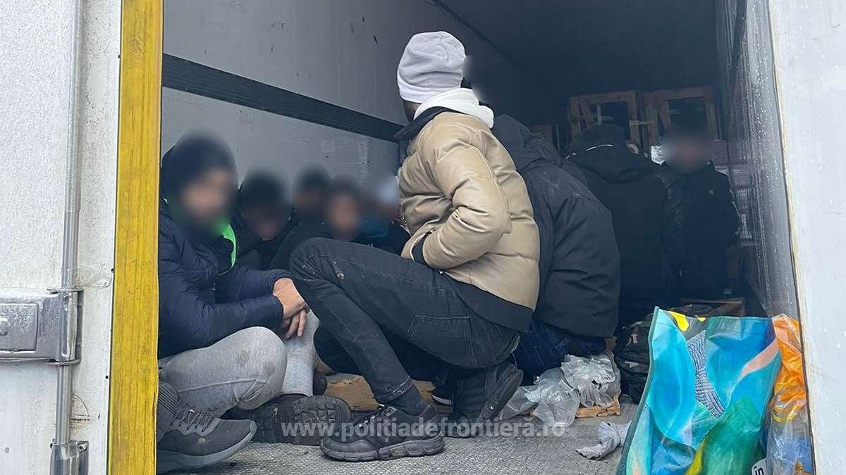 1640677242318-15464-s4