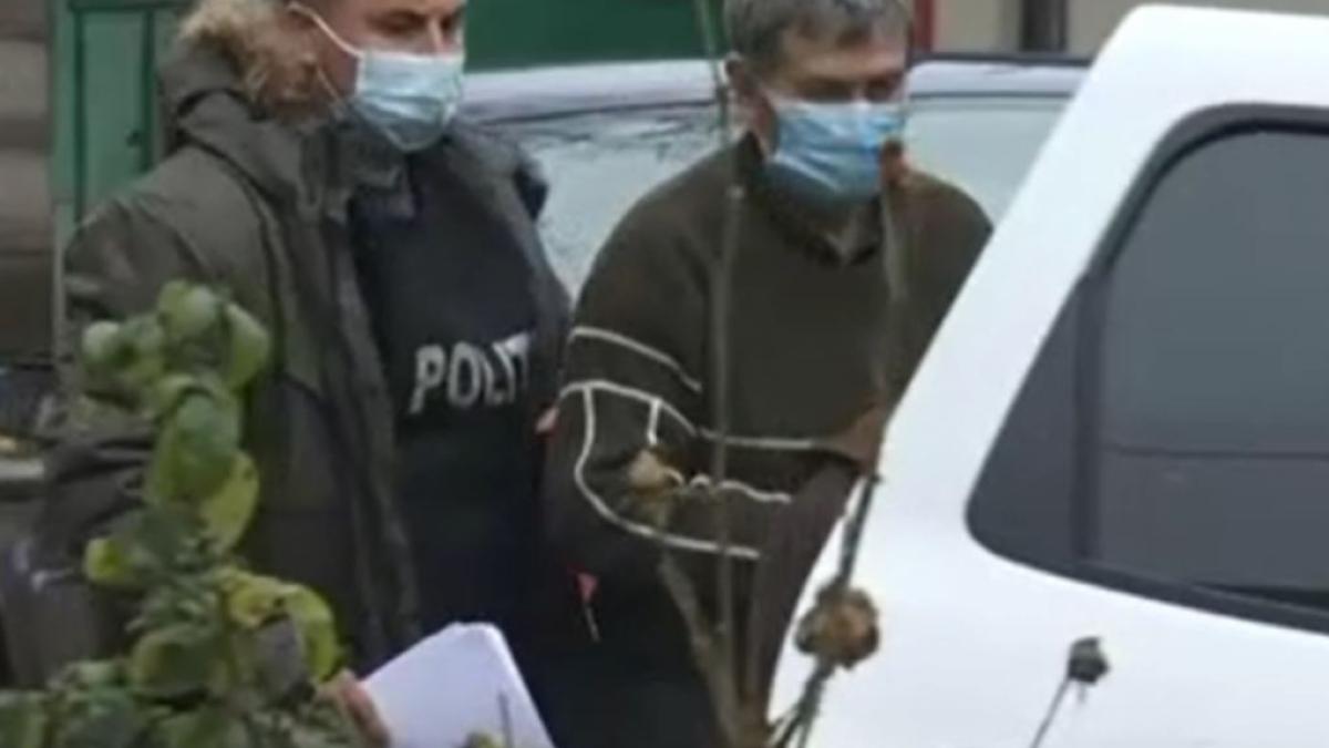 detalii-socante-in-cazul-romancei--sechestrata-de-tata-intr-un-buncar--vecinii-credeau-ca-femeia-locuieste-in-canada