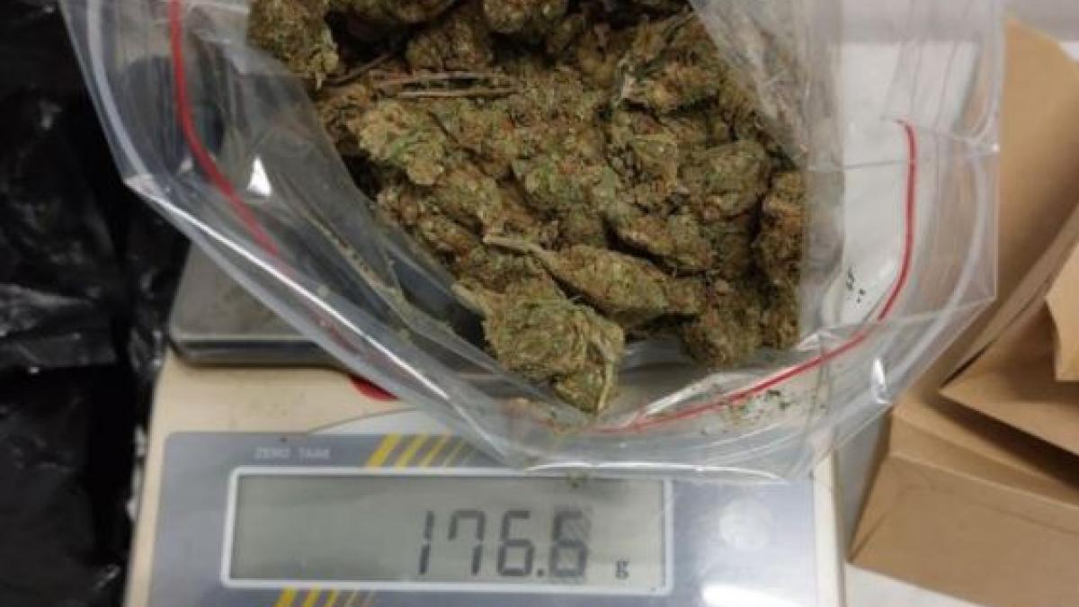 sase-romani--care-aduceau-droguri-din-olanda-si-germania--saltati-de-procurorii-diicot