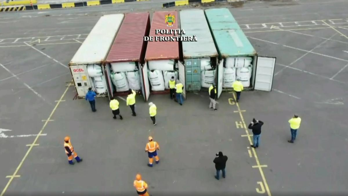 peste-14-000-de-tone-de-desprc-ccprc-a7euri--oprite-iprc-ccprc-82n-2021-la-intrarea-iprc-ccprc-82n-romaprc-ccprc-82nia