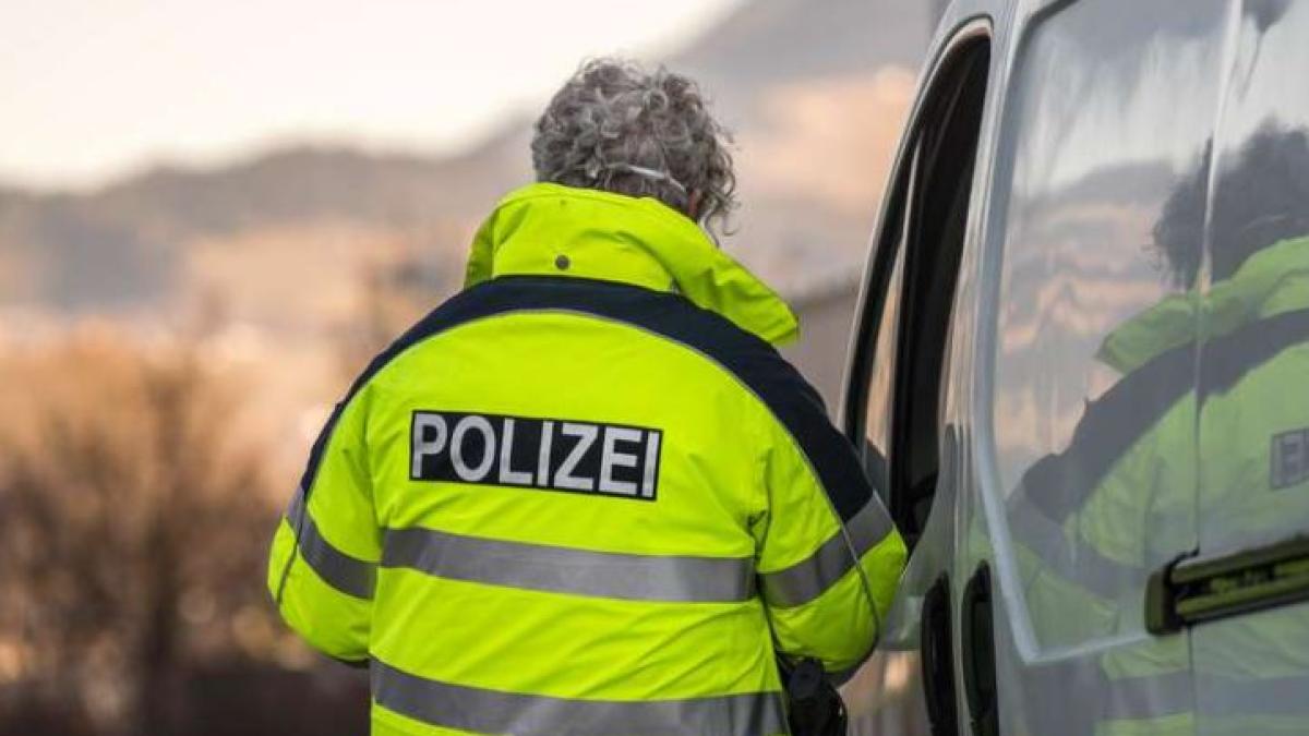 germania--roman--acuzat-de-trafic-de-migranti--dupa-ce-a-fost-prins-cu-trei-egipteni-minori-in-automobil