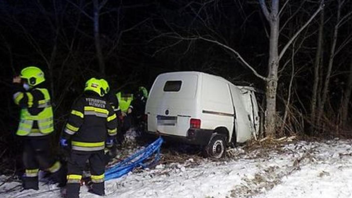 austria--un-sofer-roman-a-provocat-un-accident-cu-duba-si-a-fugit-a-fost-gasit-in-stare-de-soc--pe-pamant