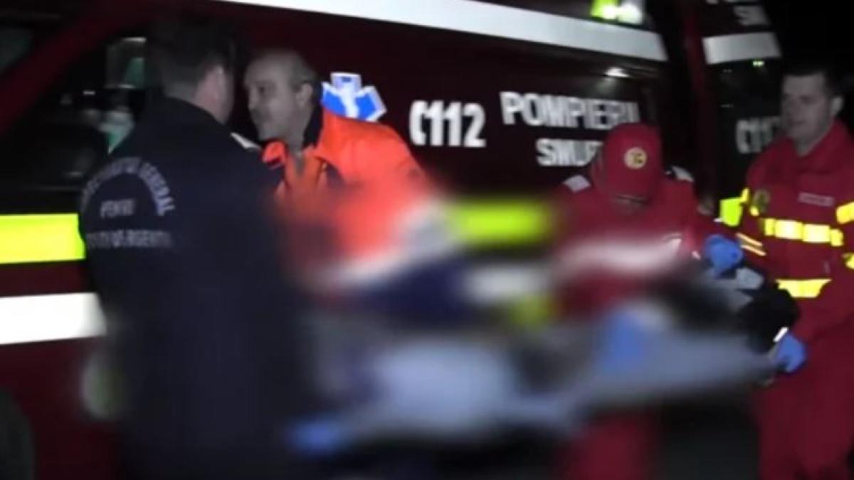 doi-copii-romani--de-6-si-16-ani--loviti-din-plin-de-o-masina--pe-o-trecere-de-pietoni