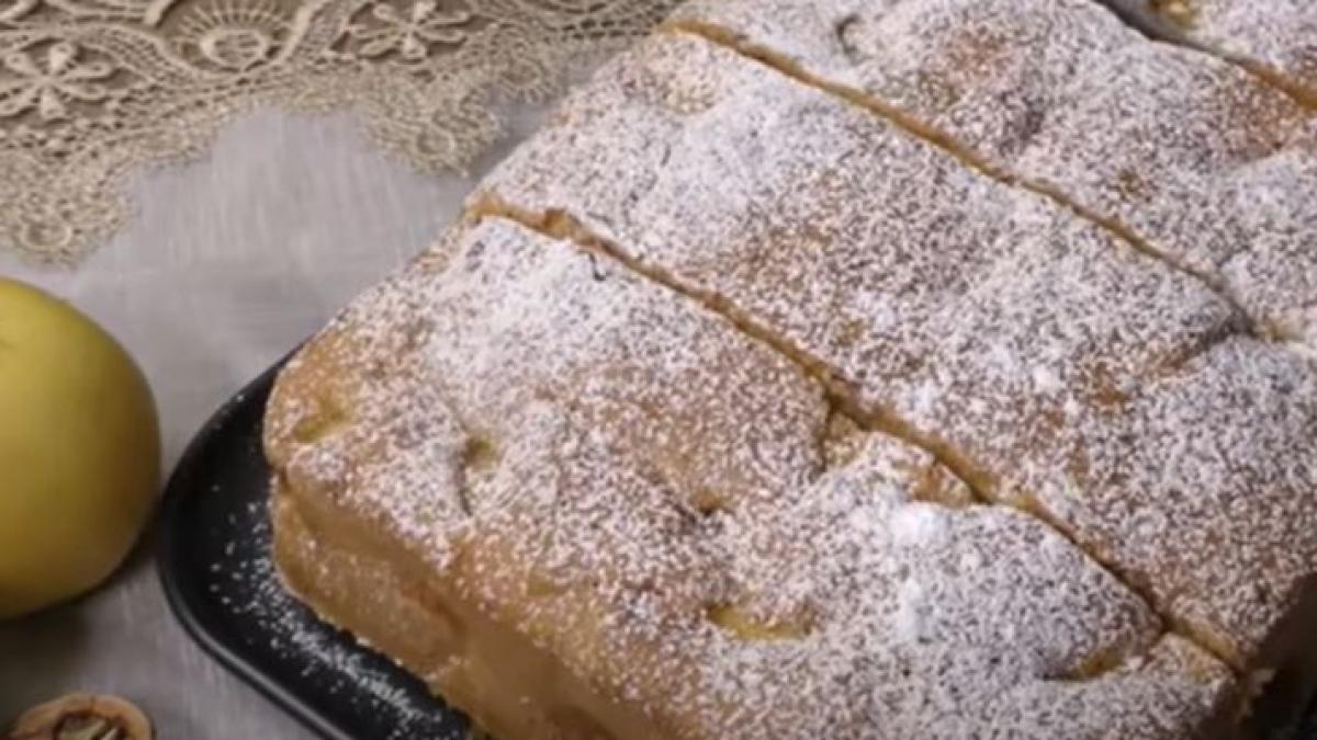 placinta-cu-mere--gata-in-10-minute--este-cel-mai-bun-desert-pe-care-l-am-mancat-vreodata