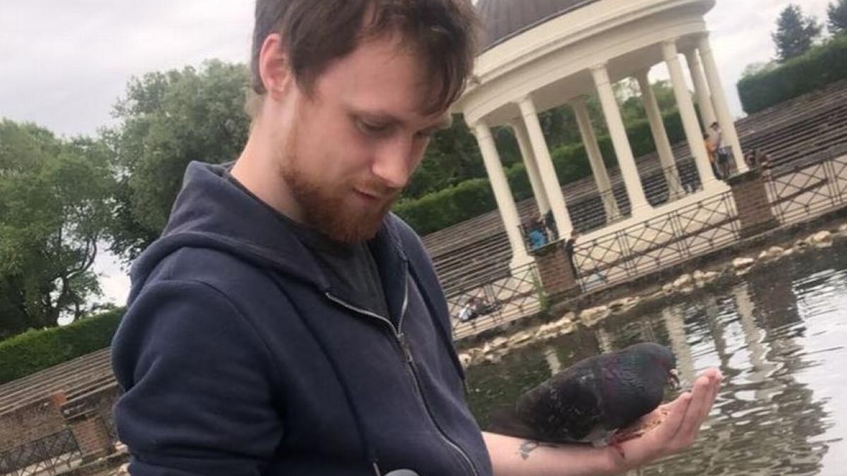 un-tanar--care-nu-stia-sa-inoate-a-murit--dupa-ce-a-sarit-in-mare-sa-si-salveze-iubita--care-voia-sa-se-sinucida