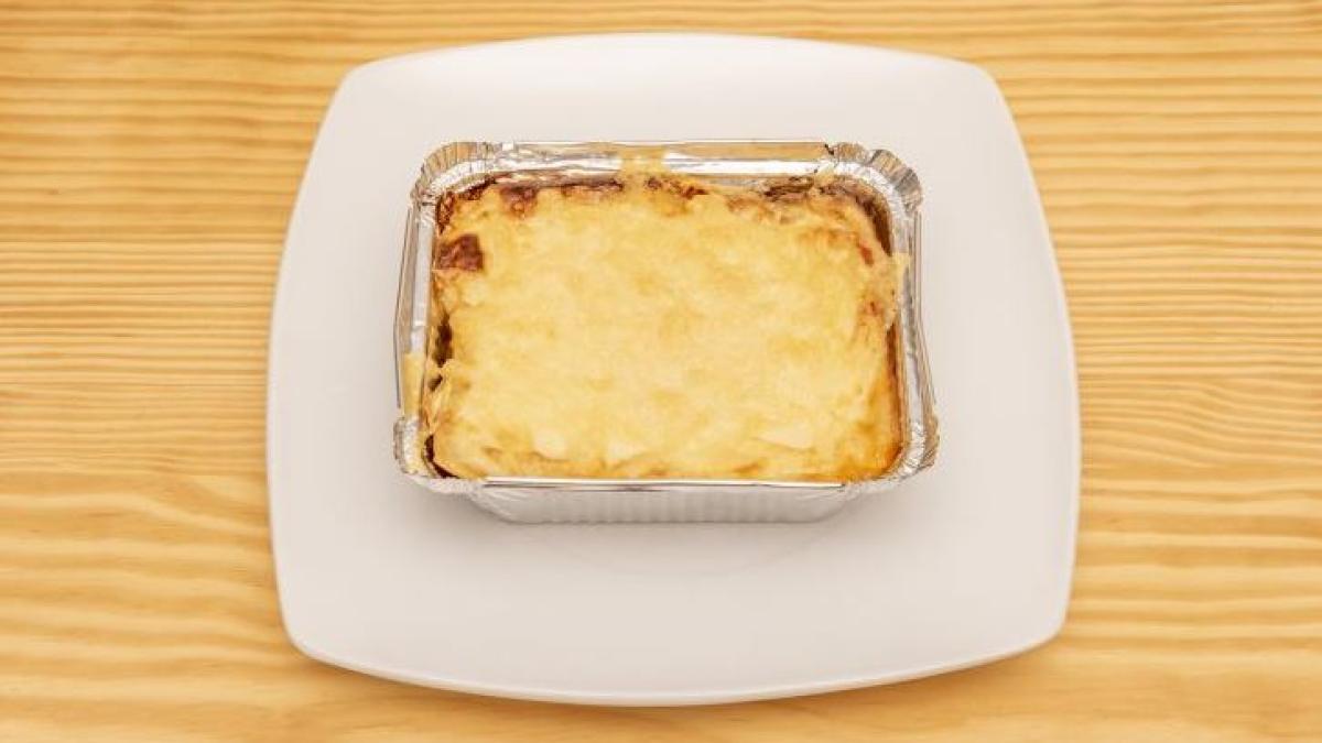 placinta-cu-ton--reteta-neobisnuita-pe-care-o-vei-adora--usoara-si-super-rapid-de-facut--chiar-si-pentru-un-amator-in-bucatarie